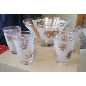 Libbey Gold Leaf Chip Bowl Vintage Serving Punch Frosted Glass Gold with 4 glass